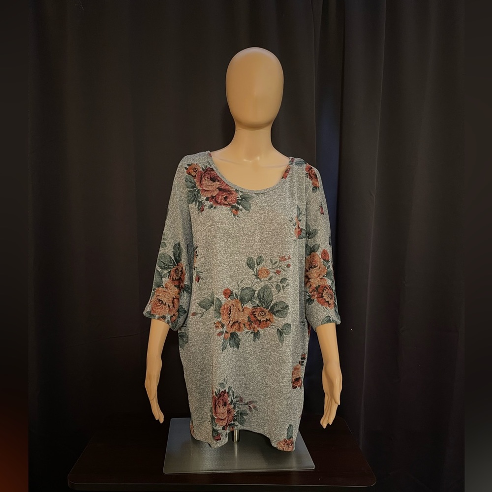 Soft & comfortable blouse. Grey with green leaves & brown flowers.